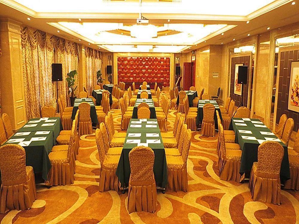 Friend Hotel Shanghai Exterior photo
