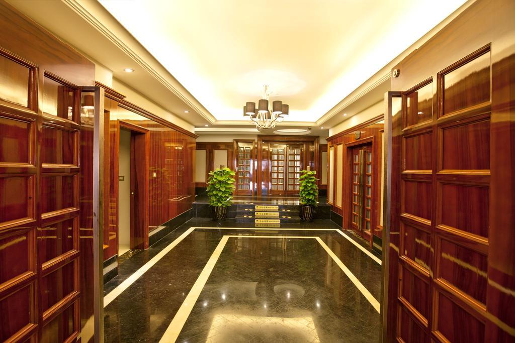 Friend Hotel Shanghai Exterior photo