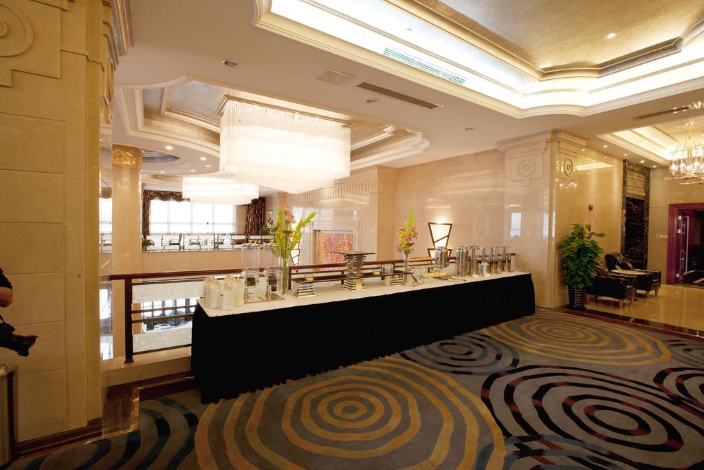 Friend Hotel Shanghai Exterior photo