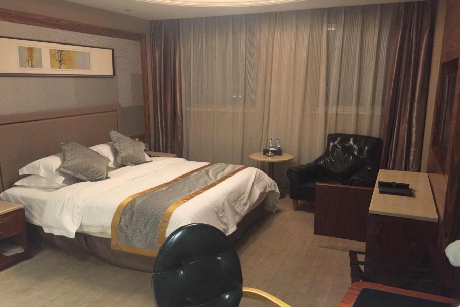 Friend Hotel Shanghai Exterior photo
