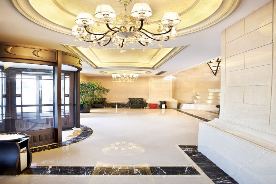 Friend Hotel Shanghai Exterior photo